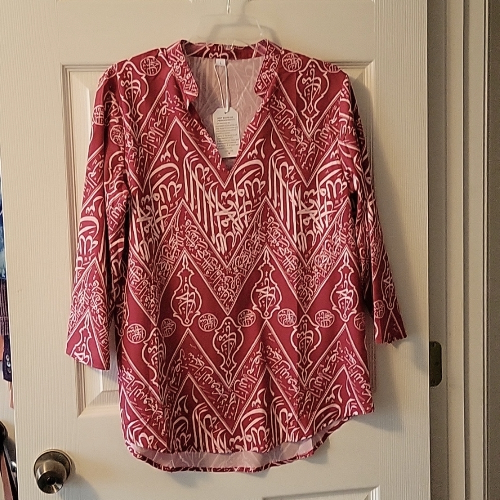 Women's size large tunic, new with tags